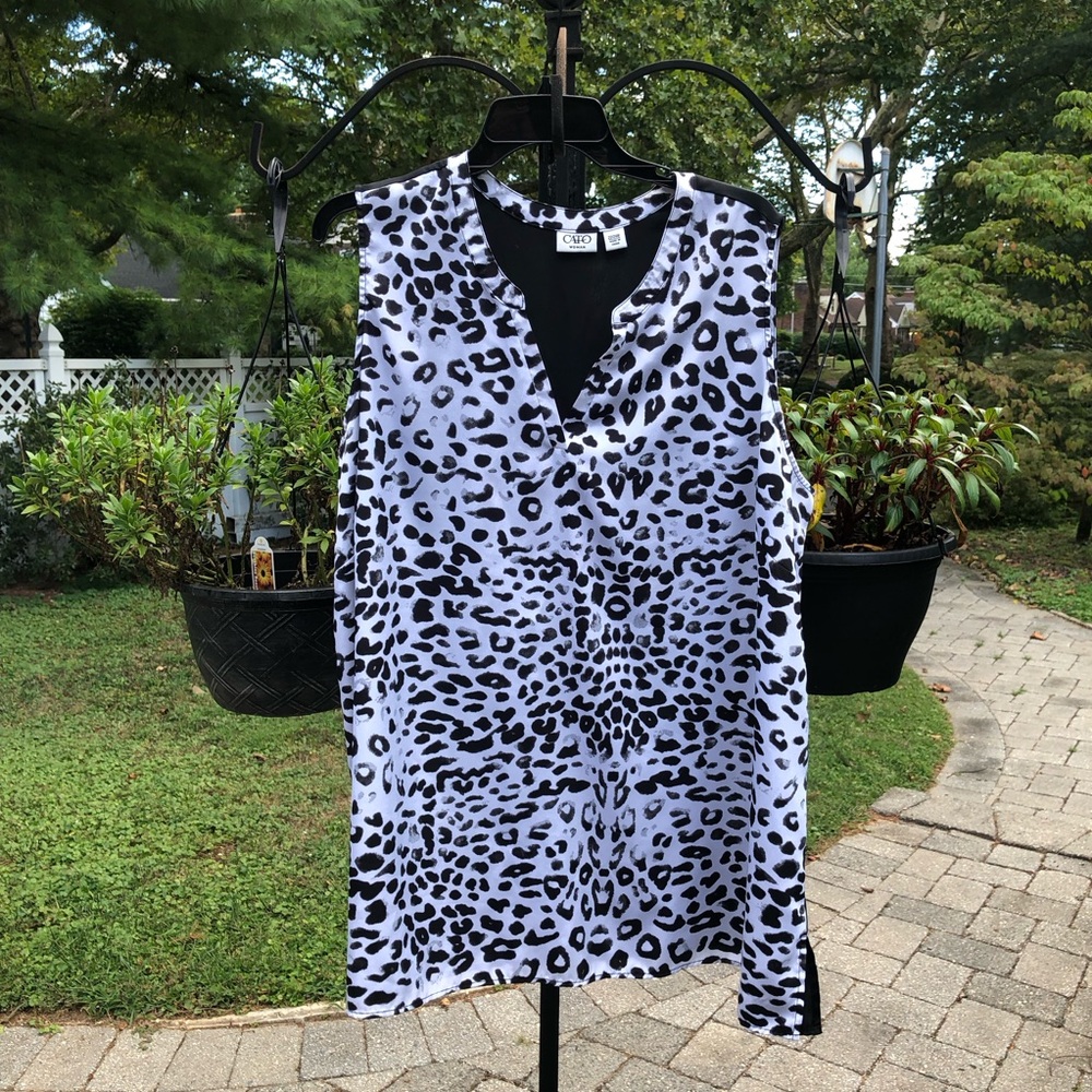 2/$10 Snow Leopard Print Sleeveless Blouse
